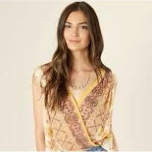 NWT - Free People Havana Floral Cropped Tank. Size M.